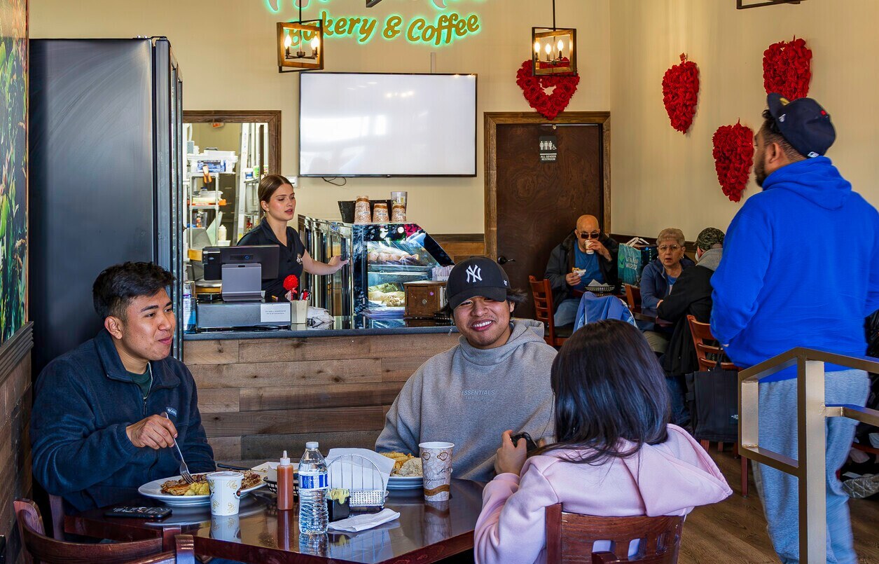 Aroma bakery passaic nj distinguishes itself others offering inviting atmosphere in Passaic County, NJ